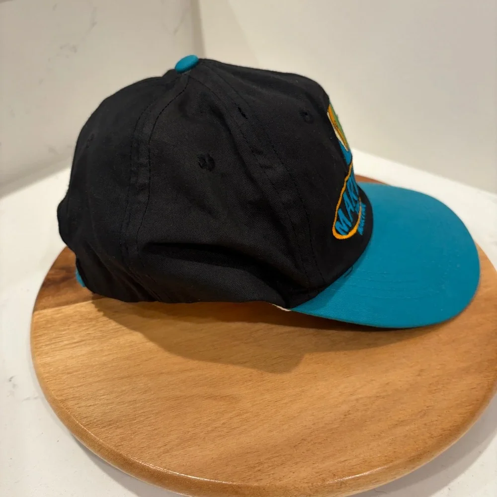 Looney Tunes Marvin the Martian Hat Men Black Teal Vintage 90s Scrunched Back